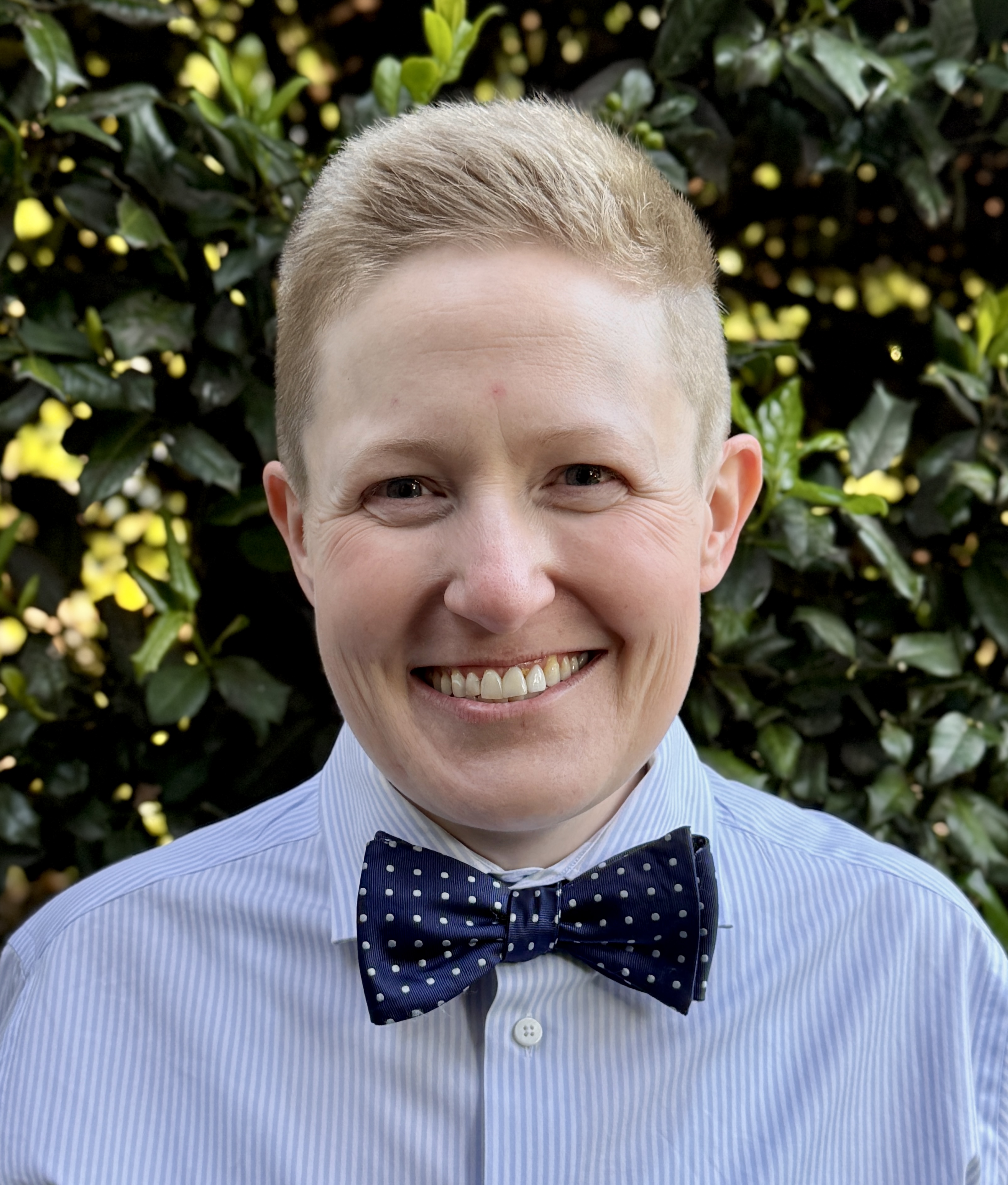 Photo of Julie Neisler